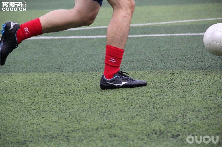 美津浓rebula3v2,美津浓rebulav1怎么样