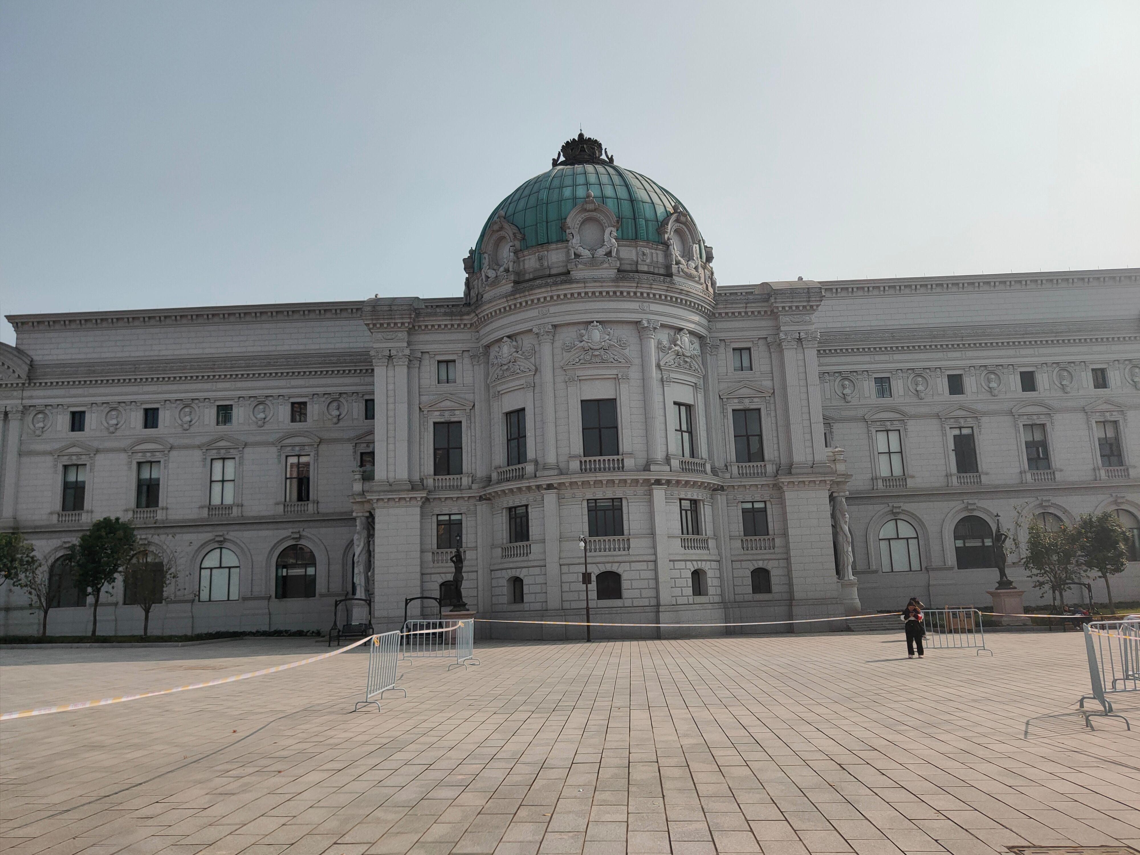 首个全马2022年超燃视频,横店马拉松2023全马颁奖直播