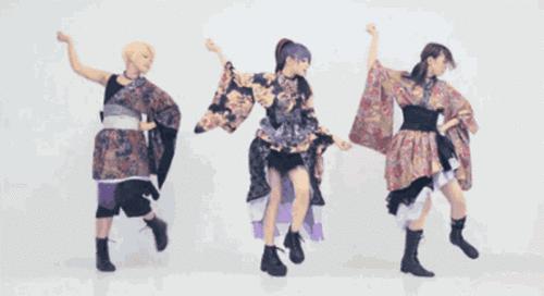 b站舞蹈区现状,运营商抢占市场