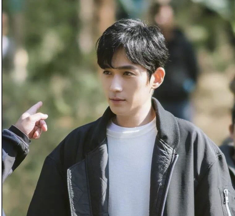 朱一龙隐婚事件澄清了吗,朱一龙私生饭发文脱粉