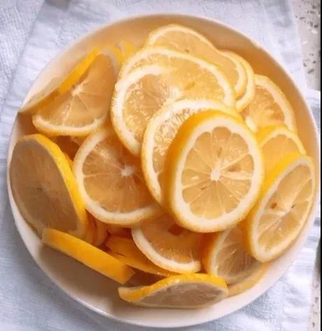 柠檬百香果小青桔蜂蜜水的做法,百香果柠檬蜂蜜做法用什么水