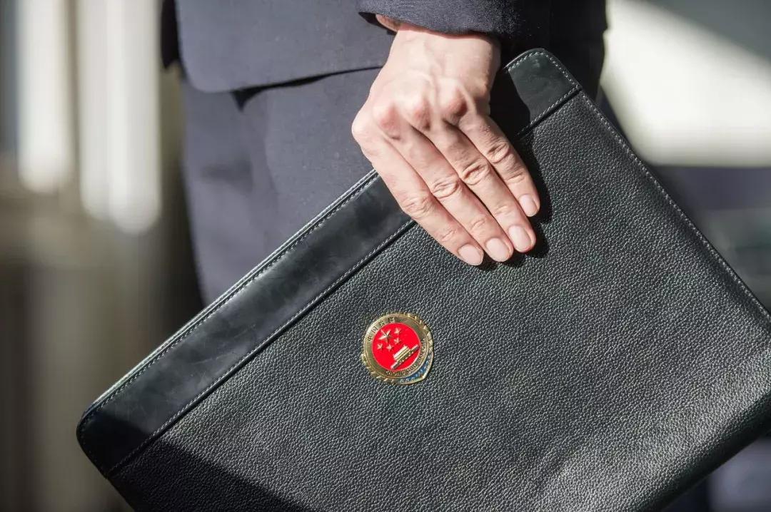 女子在理发店被先奸后杀，11年后落网嫌犯却供述“先杀后奸”……|深夜有聊