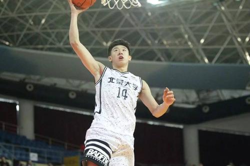 马布里训练王少杰视频,王少杰马布里夺冠视频