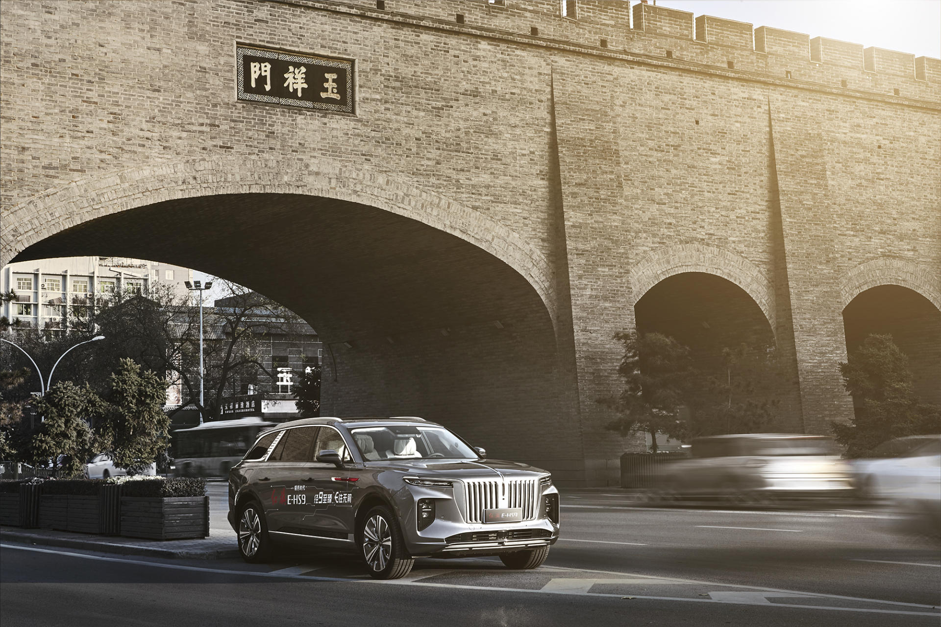 盘点中国红旗的进化史,中国第一红旗在哪里