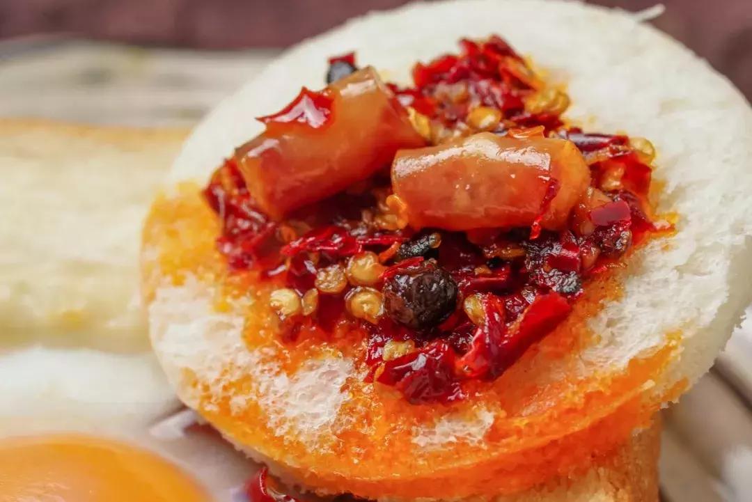 什么东西炒腊肠拌饭好吃,无敌下饭的腊肠酱