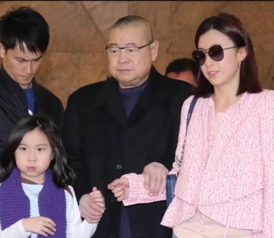 刘銮雄18岁女儿生日超奢侈,刘銮雄长女晒素颜照