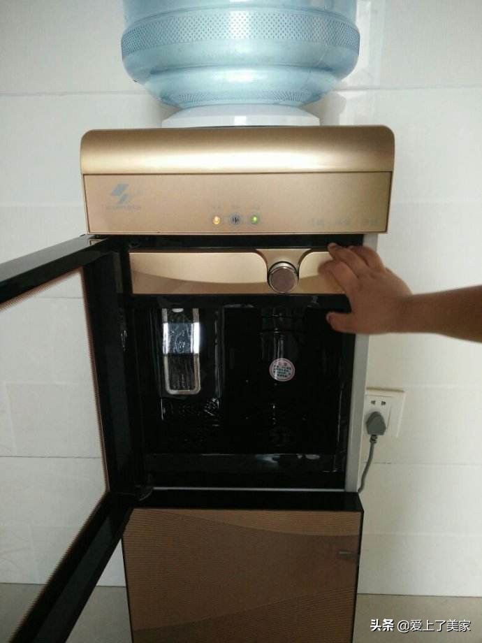 美的yr1801s-x饮水机漏水,沁园饮水机漏水解决方法