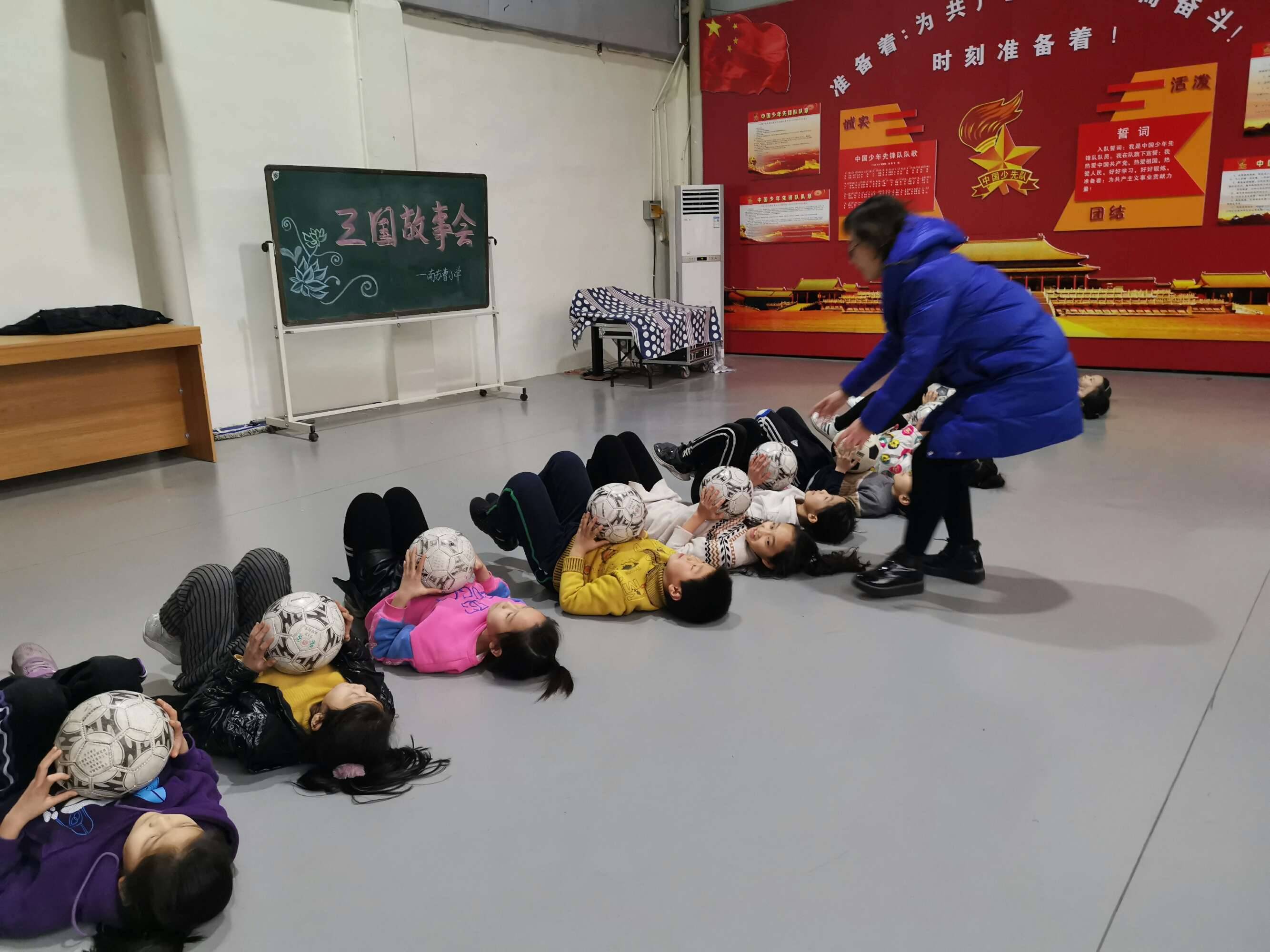 灏忓缁忓吀璇佃娲诲姩鍦嗘弧钀藉箷,灏忓瀹岀編鏀跺畼鍥炲繂鎴愰暱鍘嗙▼