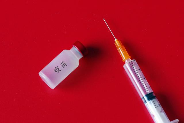 猫狗咬伤如何正确处理,被猫狗抓伤或咬伤的急救