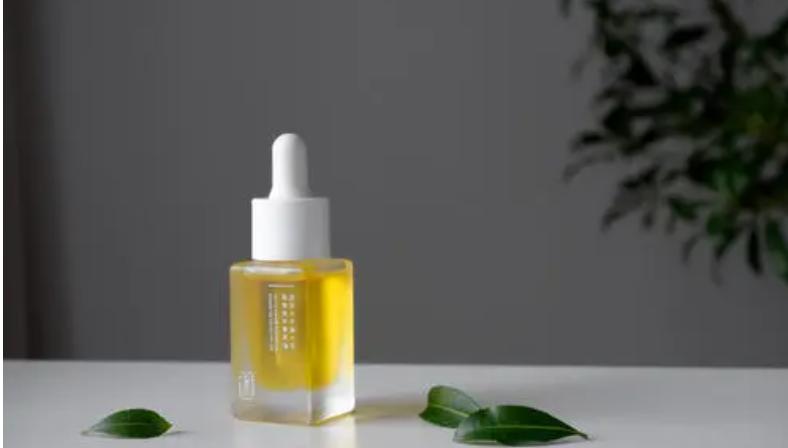 适合抗老修复熬夜提亮的精华油,适合大油皮性价比高的精华