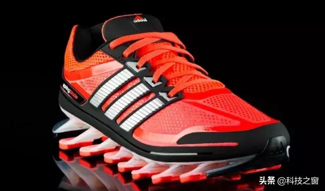 才百元白菜价！阿迪达斯同款科技刀锋鞋，鞋底藏了28片“弹簧”