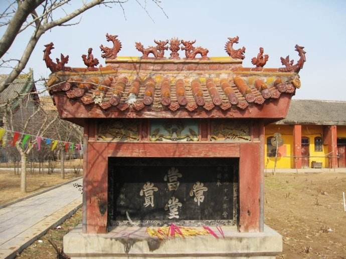 顺治帝出家五台山还是普陀山,顺治皇帝出家的寺庙