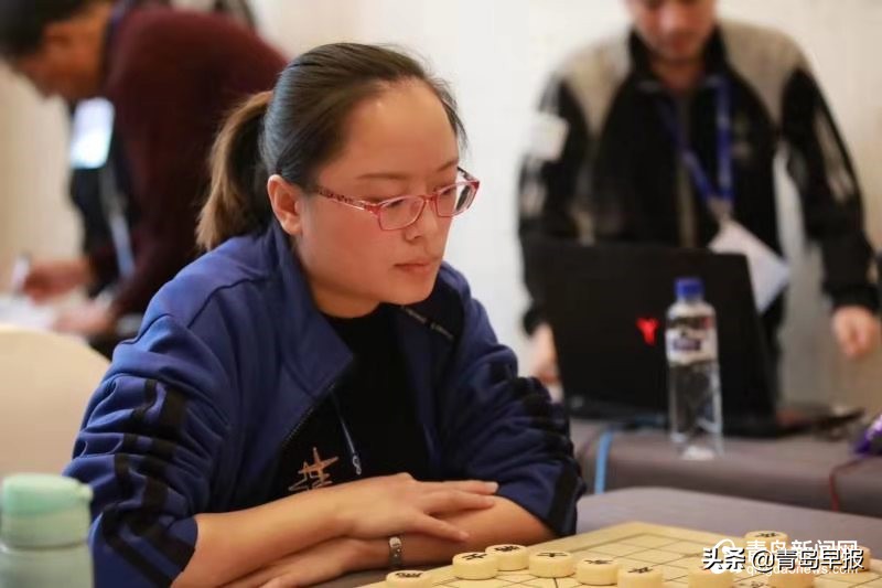 王栋青岛,青岛籍足球元老王栋