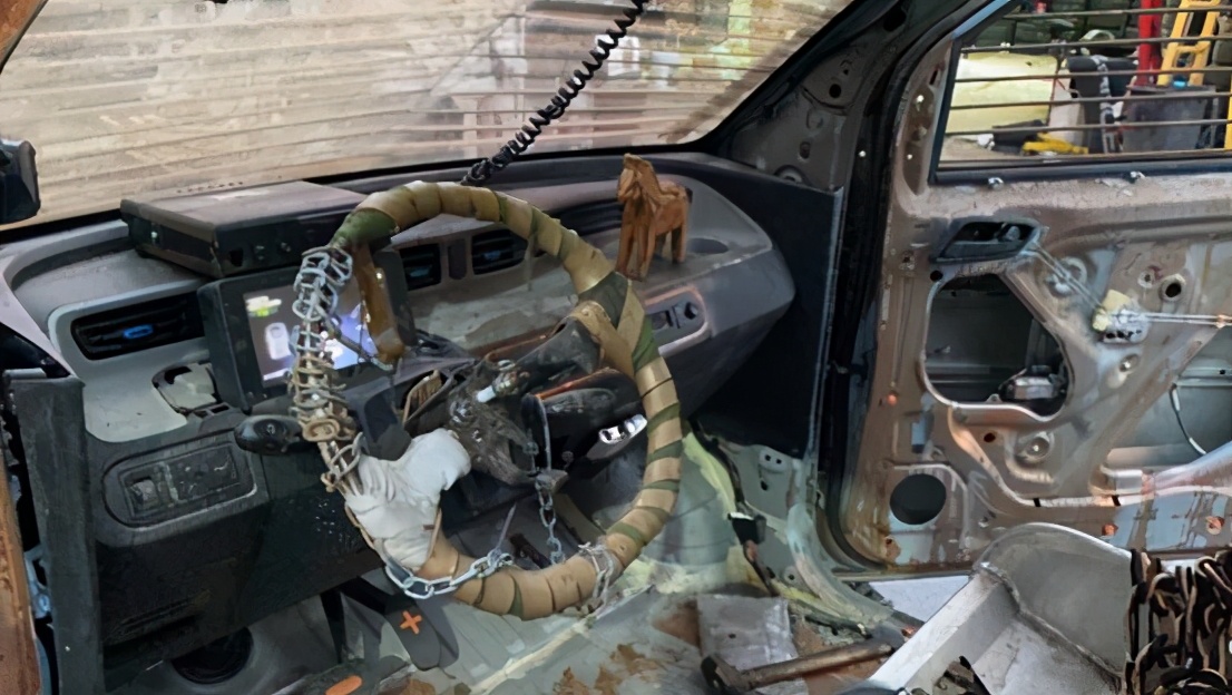 BALANCE参加“寻找五菱潮装人”打造废土风格“末日板牙”