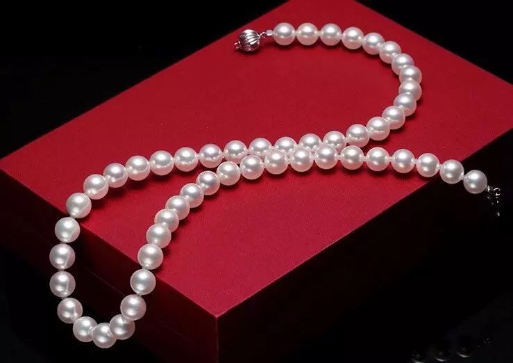 女明星们的婚礼珠宝，谁说只有“鸽子蛋?