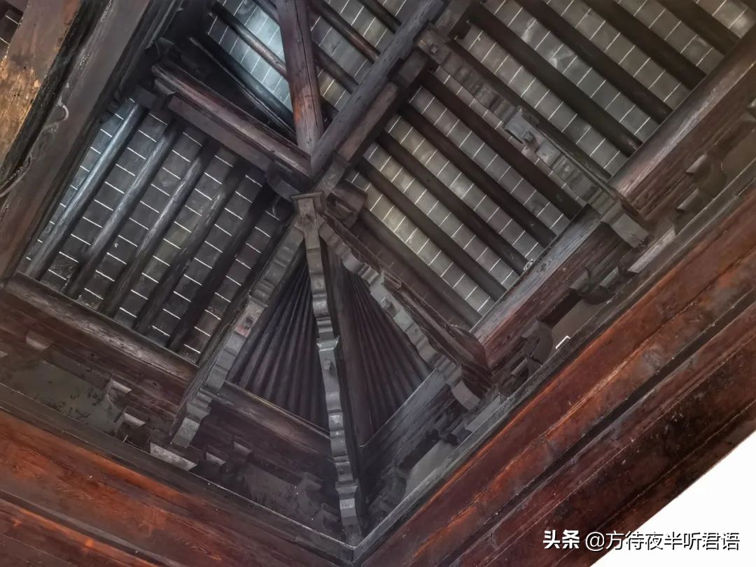 上海真如寺碑廊,上海真如寺塔内