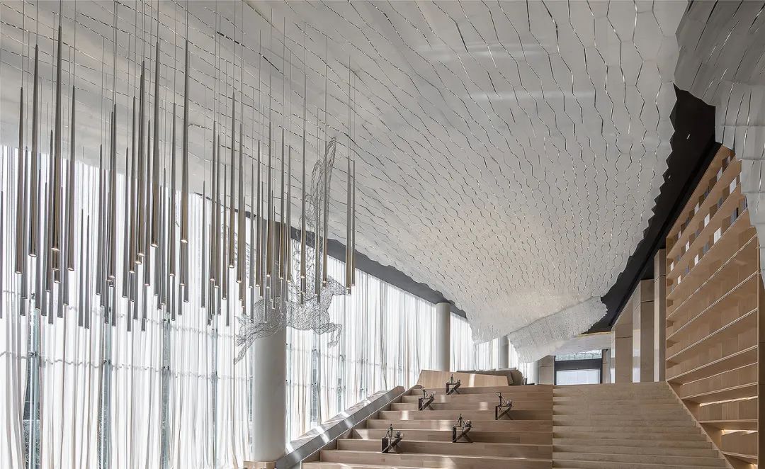 首发|达观设计：现代折线艺术生活馆，家与城市的过渡