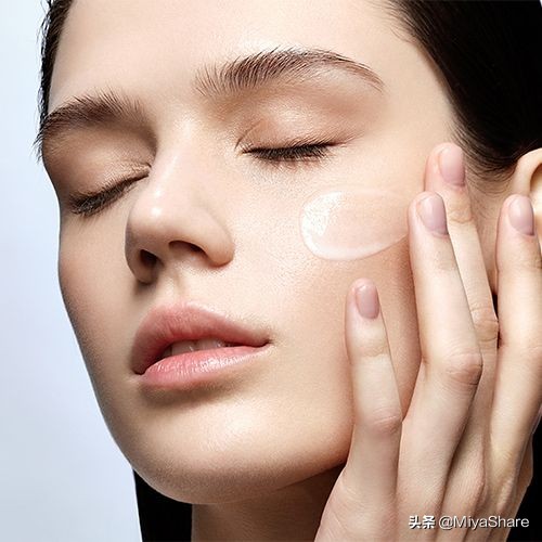 海蓝之谜真的用了不会老吗,为什么贵妇都爱用海蓝之谜