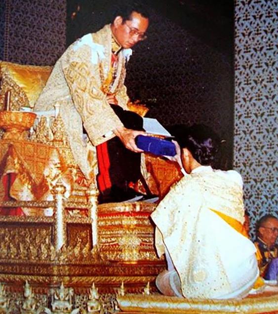 泰国公主诗琳通加冕,泰国王位诗琳通