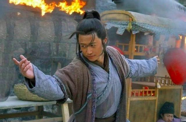 水浒人物时迁分析,水浒传人物点评时迁