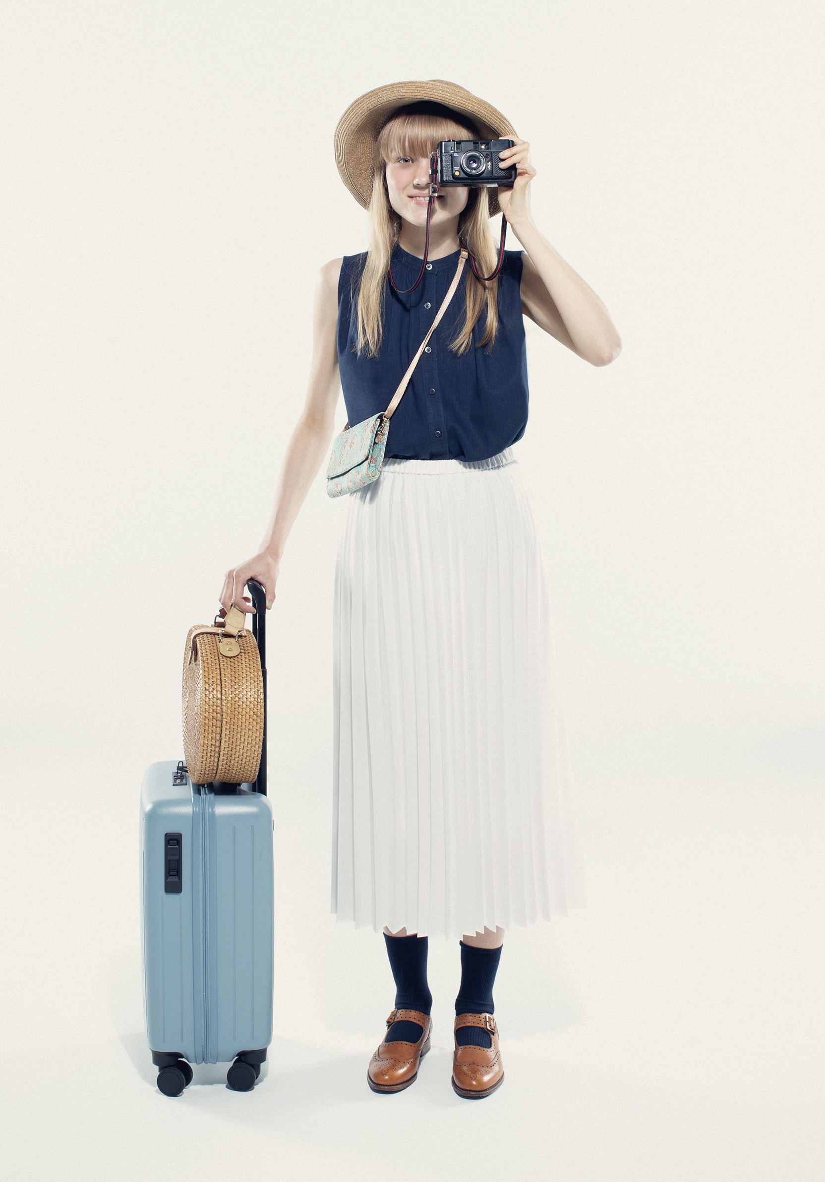 15到19阴雨天旅游穿衣搭配,双胞胎姐妹怎么穿好看