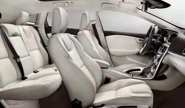 为什么别人车都有一股香味,汽车开门有股香味怎么解决