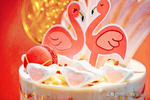 拆盒潘多拉,沁园潘多拉蛋糕