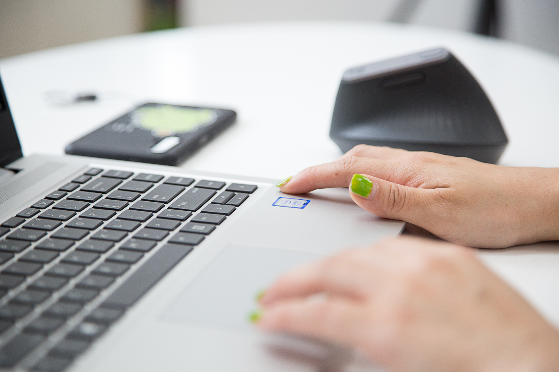 惠普战66五代全方位测评,惠普战66五代和其他电脑测评