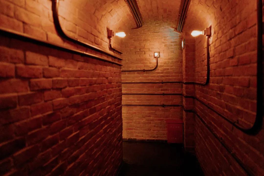 在上海的天花板酒吧“闯关”,喝到第五杯我悟了