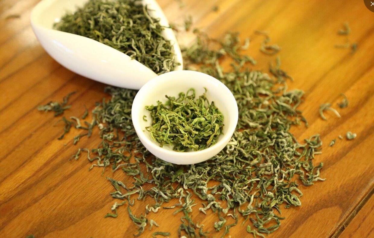 盆栽花卉土壤变硬了怎么办,盆栽花卉缺氮用什么肥