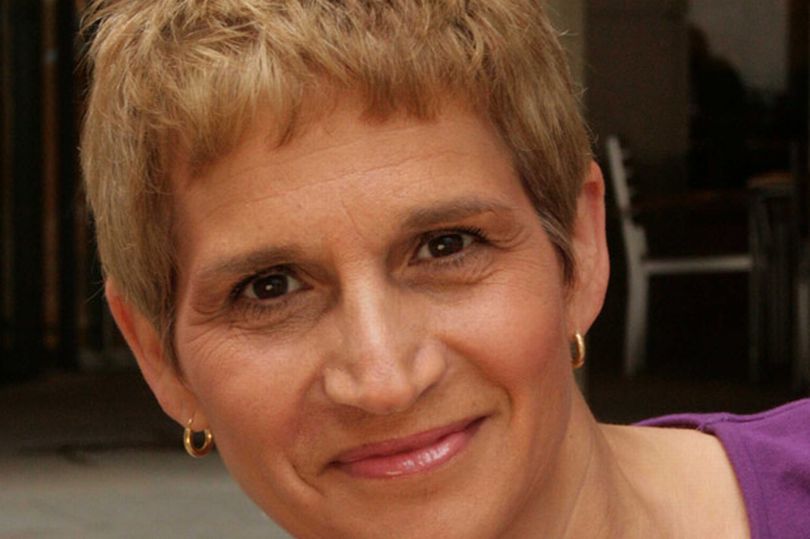 英国顶级医生用“偏方”抗新型冠状病毒，其中包括鸡汤和柠檬水