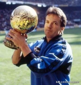 首位蝉联世界足球先生,历届世界足球先生前10名球员