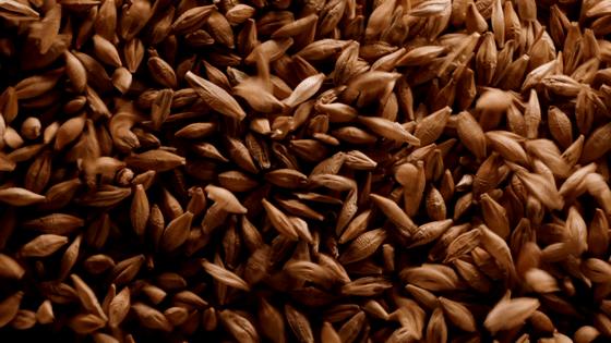 连资深老酒鬼都发怵的“深水*弹炸**”,究竟为何这么猛?