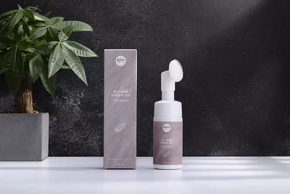 羽绒服局部脏了正确清洗方法,羽绒服脏了教你一招就能清洗干净