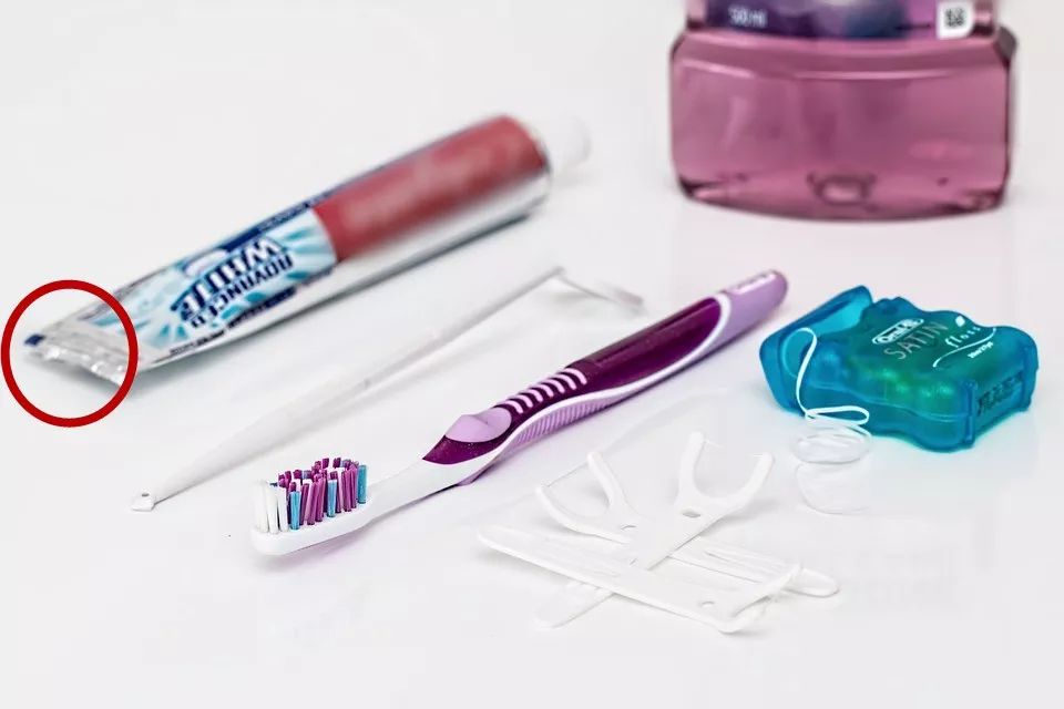 使用牙膏的五大误区,牙膏有哪些误区