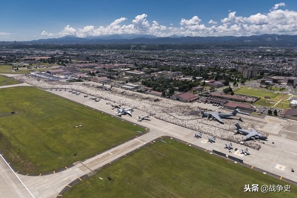 日本血性女子菜刀割喉驻日美军被捕，供认不讳日本警方有点慌
