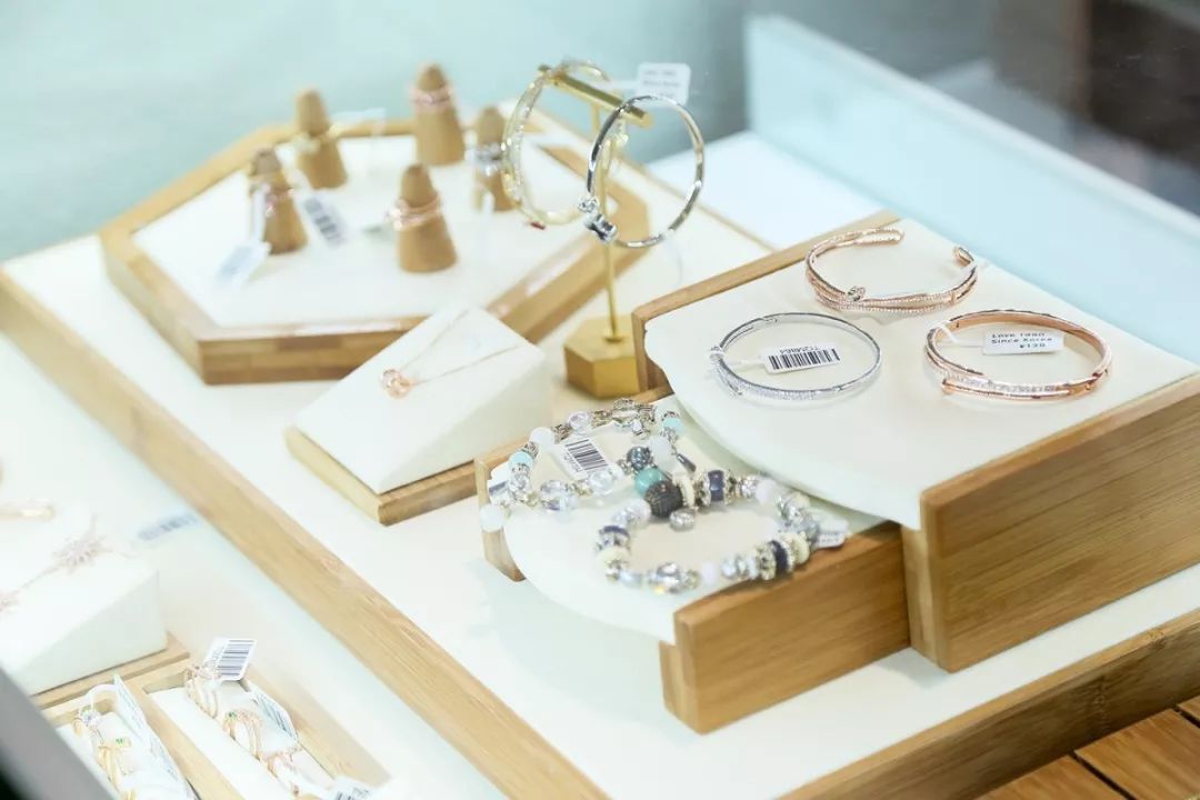 铂顿城珍珠首饰,铂顿城耳饰