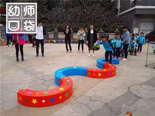 小班球类游戏,幼儿园小班球类游戏完整版