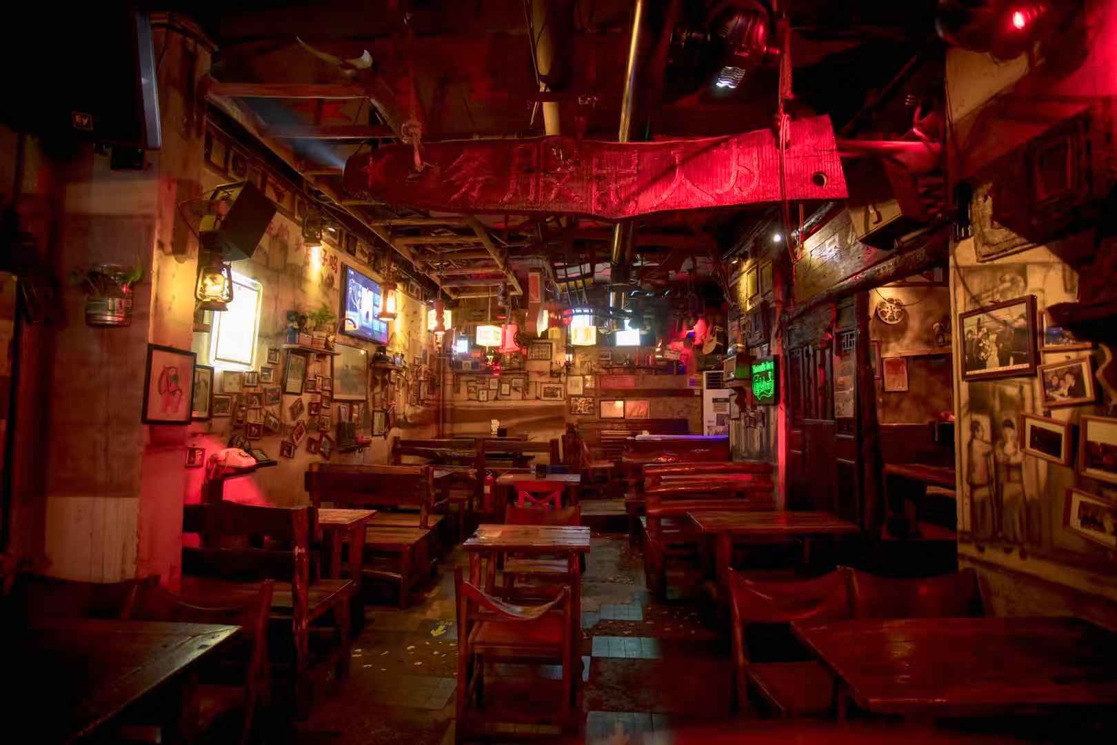 郑州boomshake酒吧,郑州有没有玩的比较好的酒吧