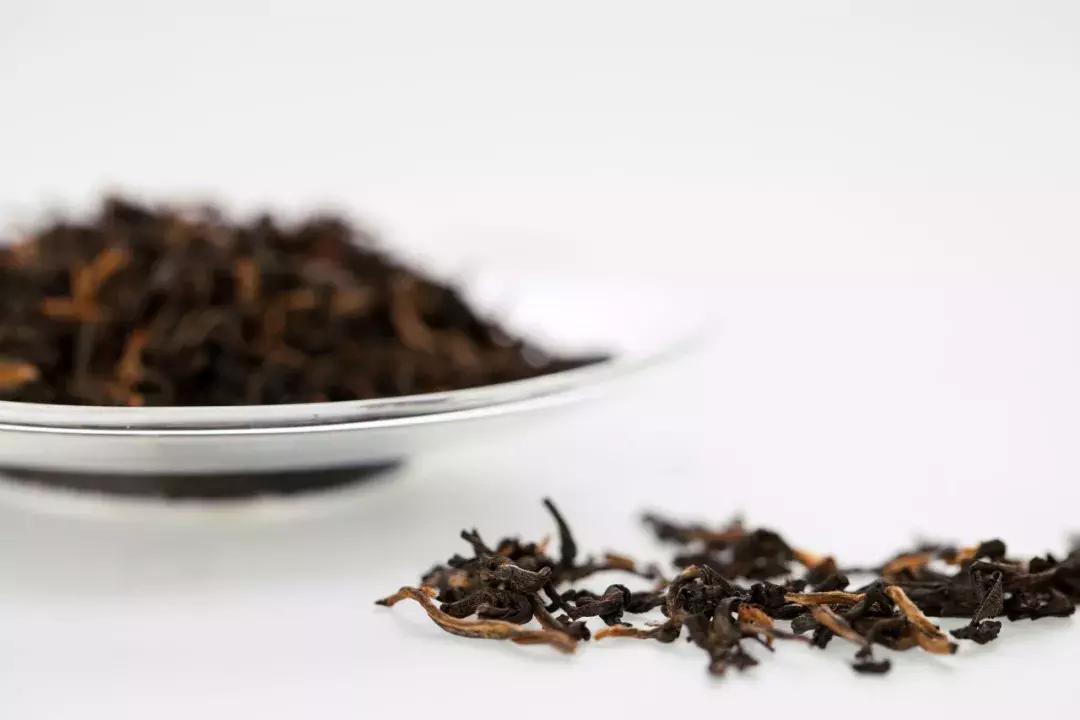 传销和P2P好躲，卖茶小妹难防！