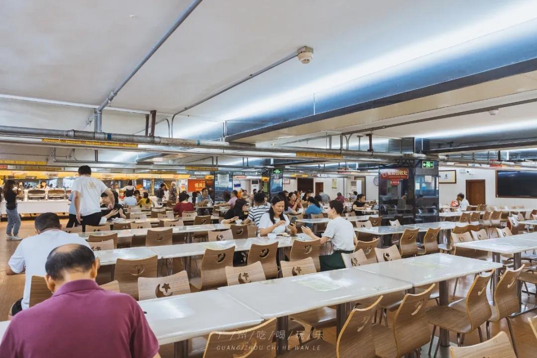 天平架素食自助餐,15元吃素食自助餐