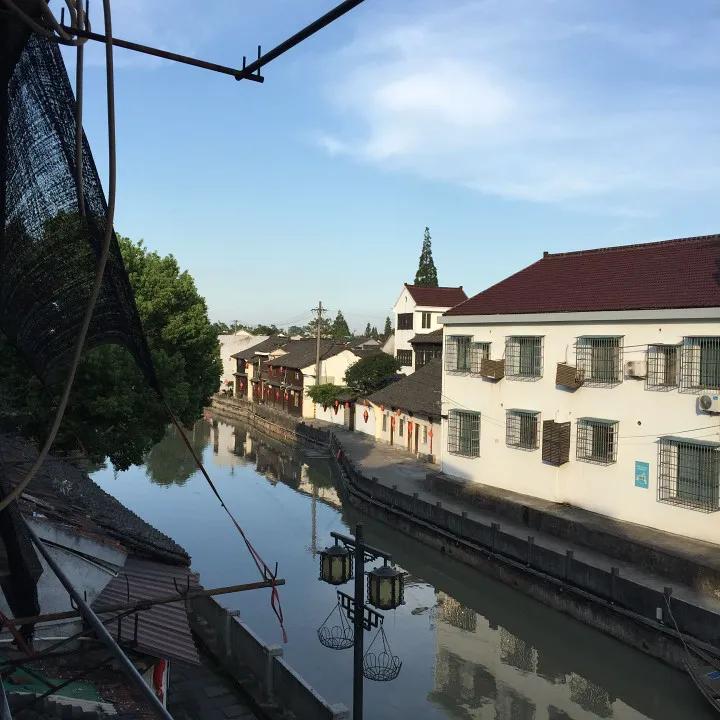 iphone6时隔八年开箱,第一批国行iphone6