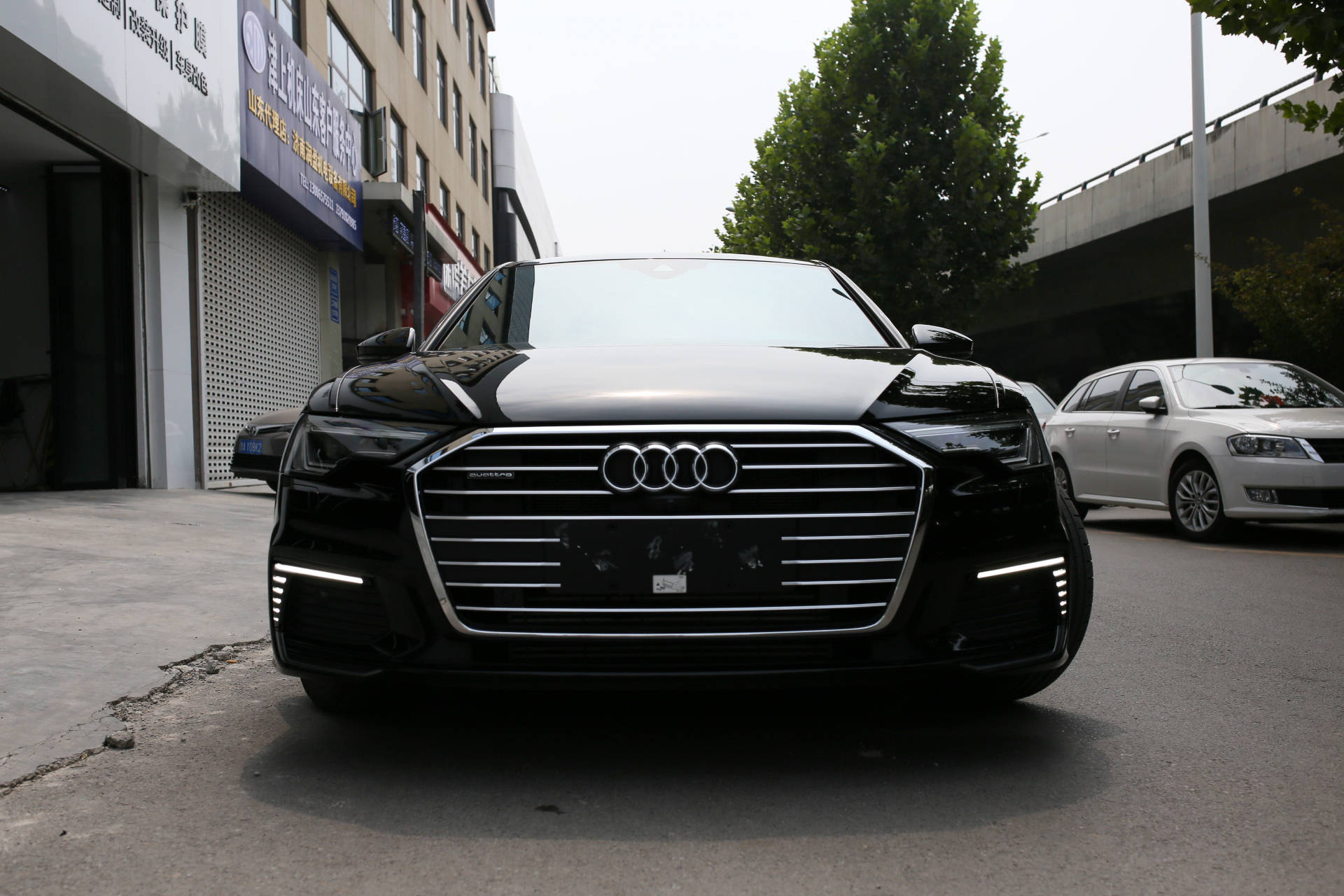 21款奥迪a6l加装座椅加热,23款奥迪a6l防踢垫