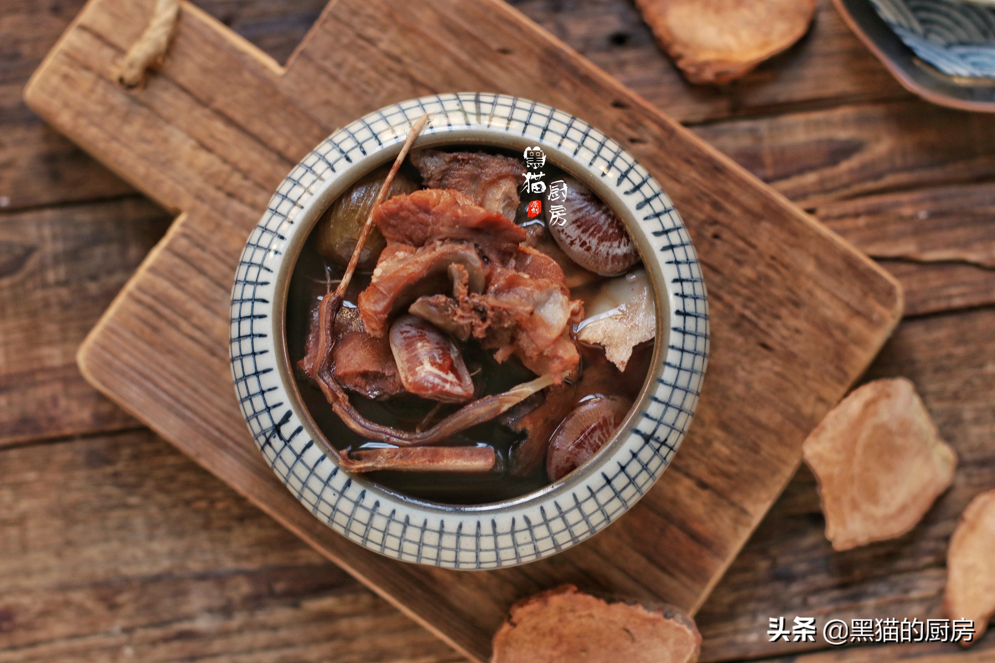 湿热天气一定要喝的这碗汤,炎炎夏日少不了一碗祛湿汤