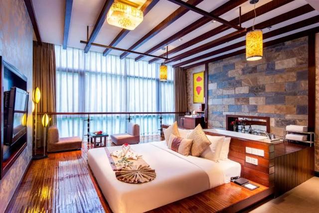 花水湾温泉度假酒店,金陵花水湾温泉酒店