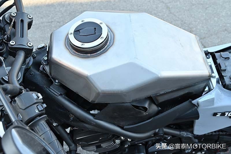 川崎忍者900什么时候出,川崎忍者900落地价