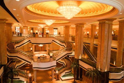 迪拜阿布扎比是哪个国家,阿布扎比和迪拜谁更值得去