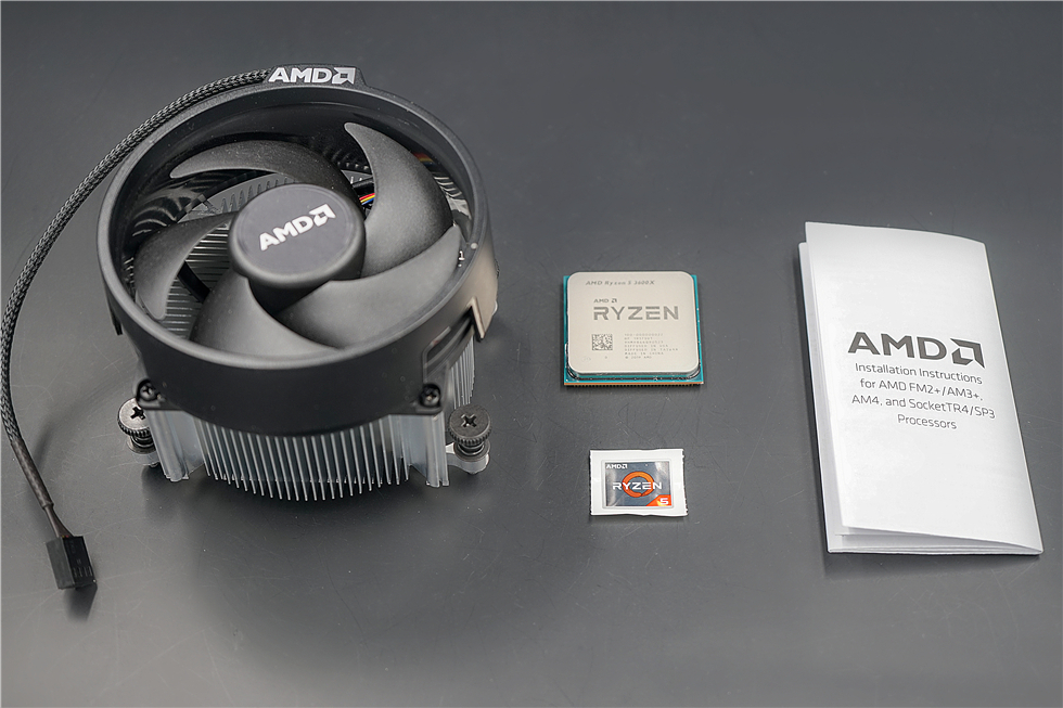 科技以灯为本，3600X+B450+BMR-24水冷+大水牛铁血战士机箱装机秀