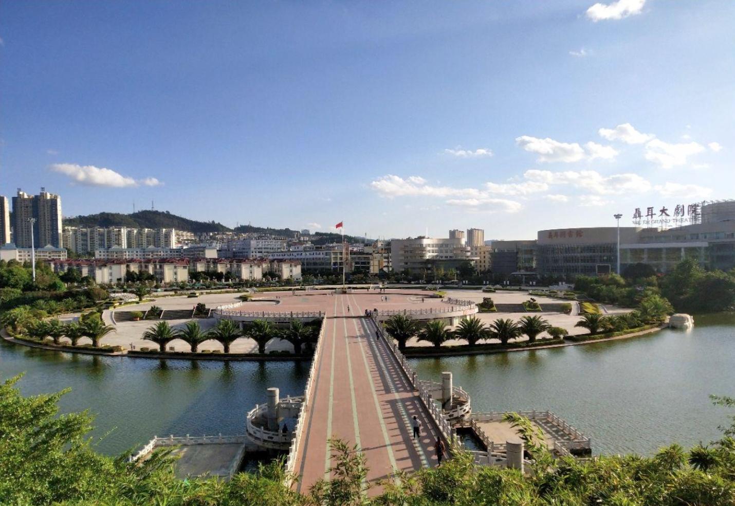 玉溪冲浪,玉溪映月潭温泉周边美食