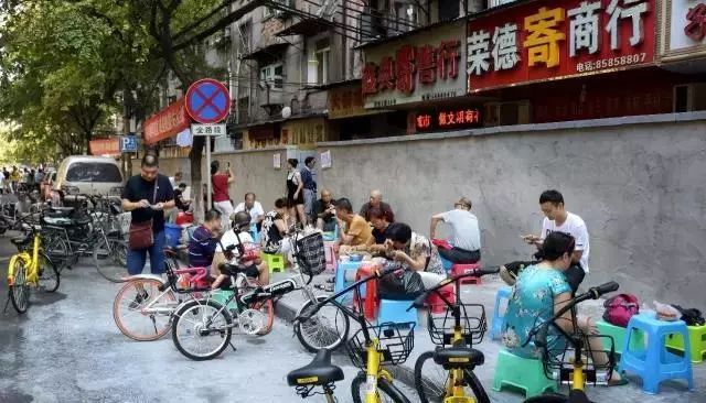 武汉鹿角巷网红店,武汉真正值得去的美食店